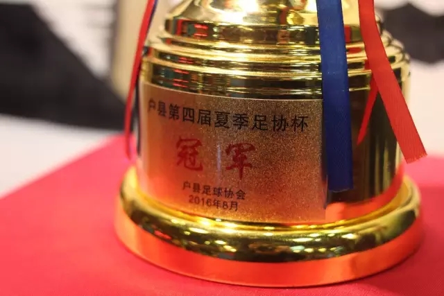 艾弗森：当年因个性遭批评 如今年轻球员更加自信表达